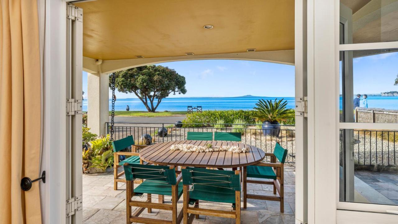 Beachfront Beauty Whangaparaoa Exterior photo