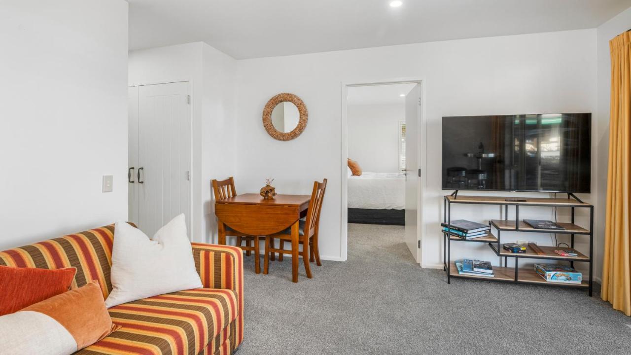 Beachfront Beauty Whangaparaoa Exterior photo