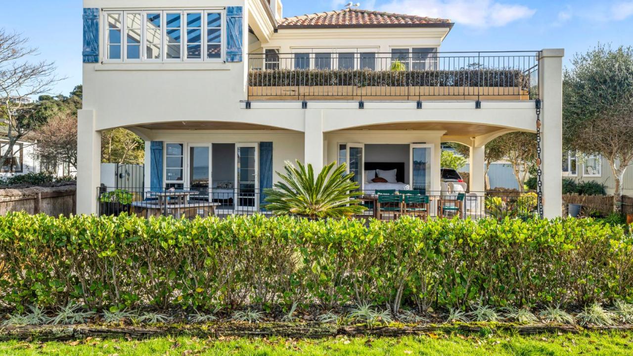 Beachfront Beauty Whangaparaoa Exterior photo